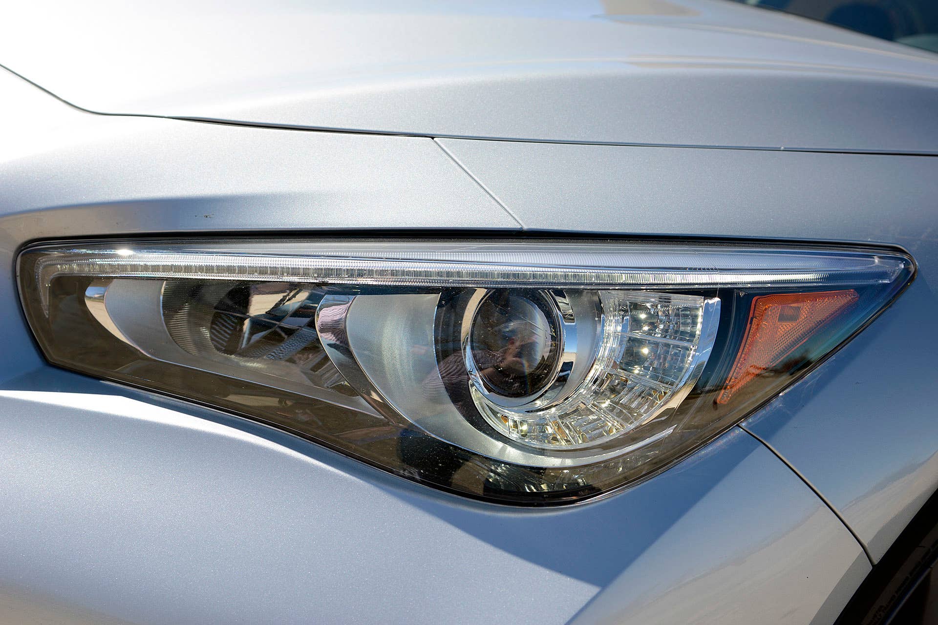2016 Infiniti Q50 Red Sport 400 headlight