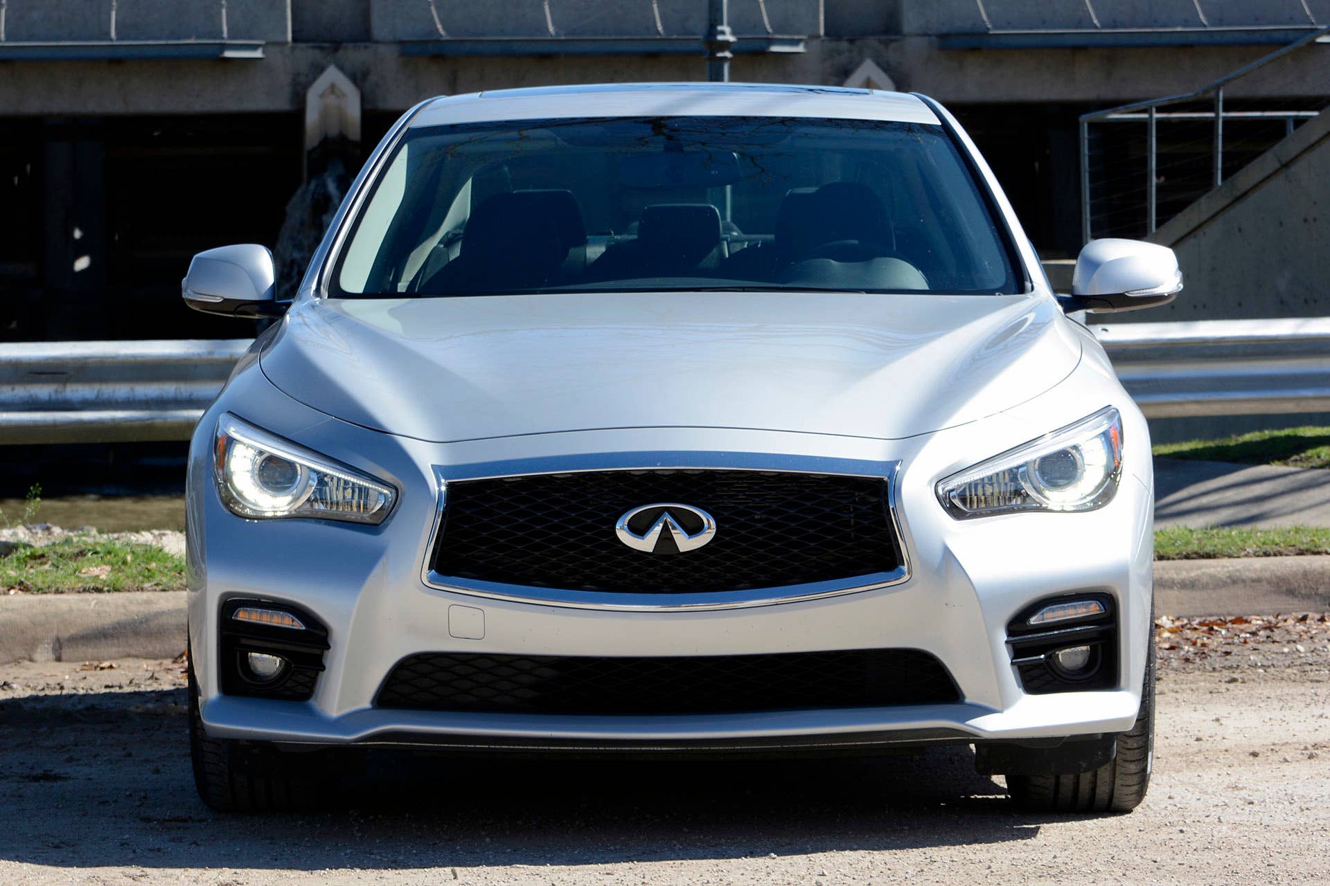 2016 Infiniti Q50 Red Sport 400 front view