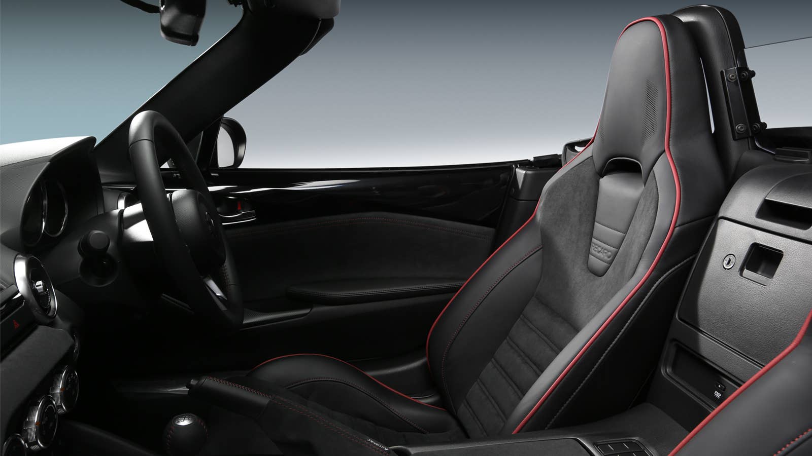 Mazda Roadster RS Racing Concept seats