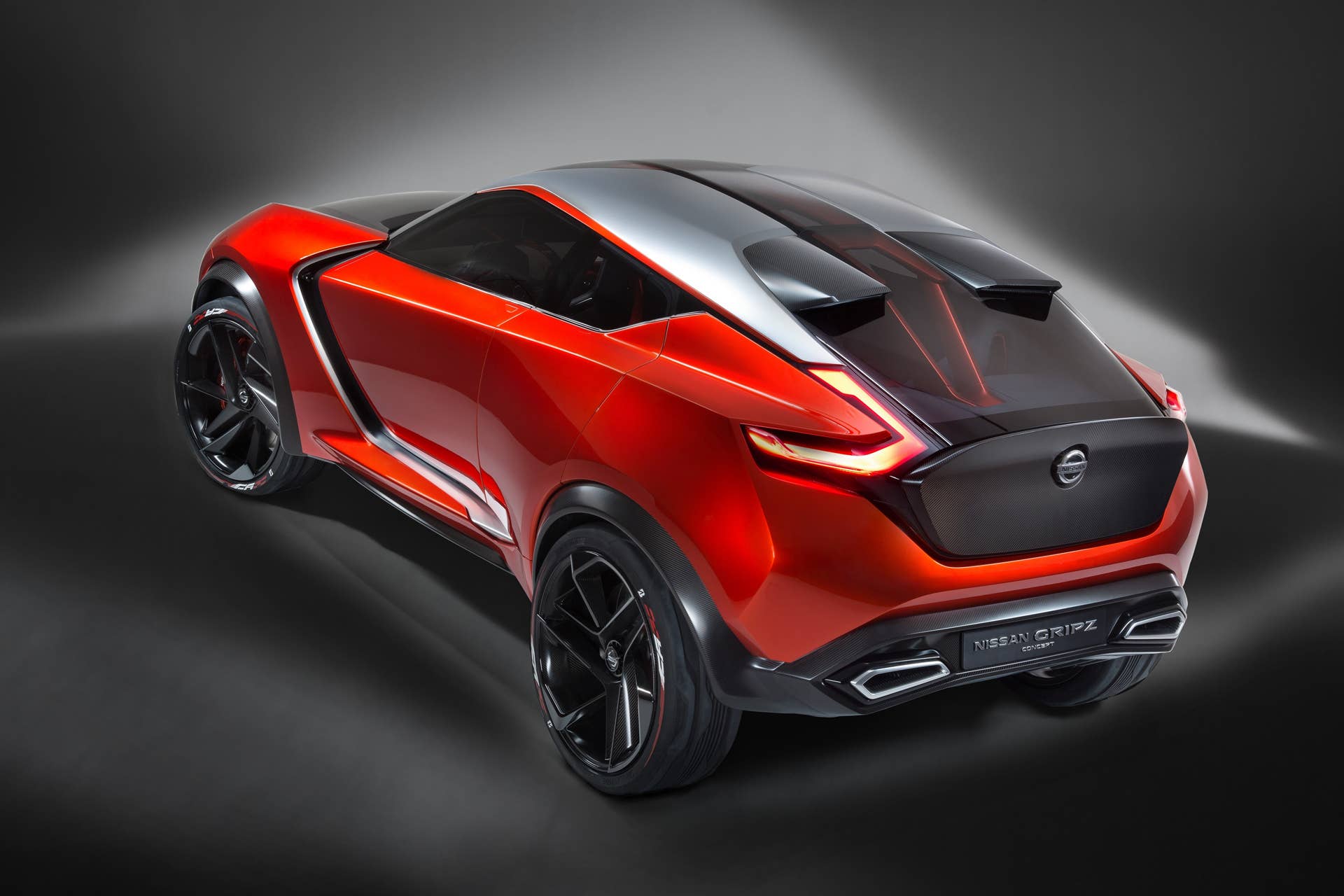 gripz rear trunk hatch tiallights nissan concept