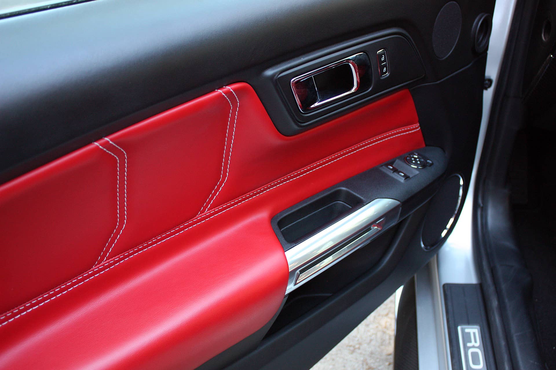 2015 Fisker-Galpin Rocket door trim