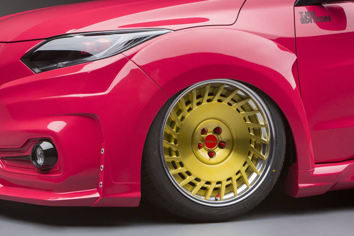 pink honda hr-v sema wheels