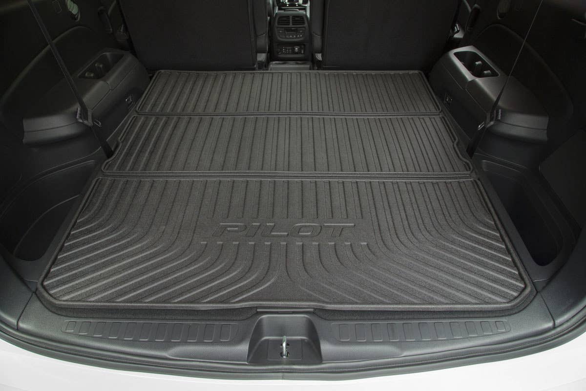 honda pilot baja chase vehicle interior rear