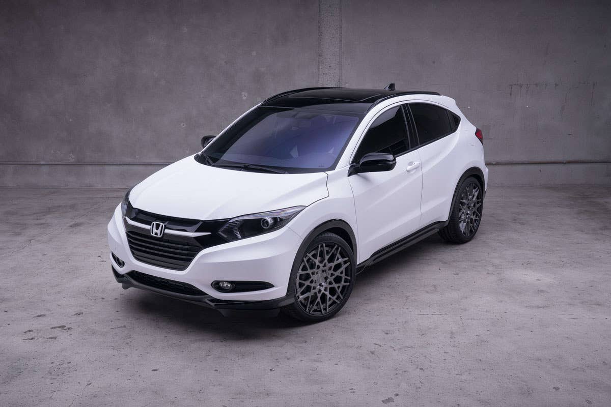 honda hr-v front three quarters