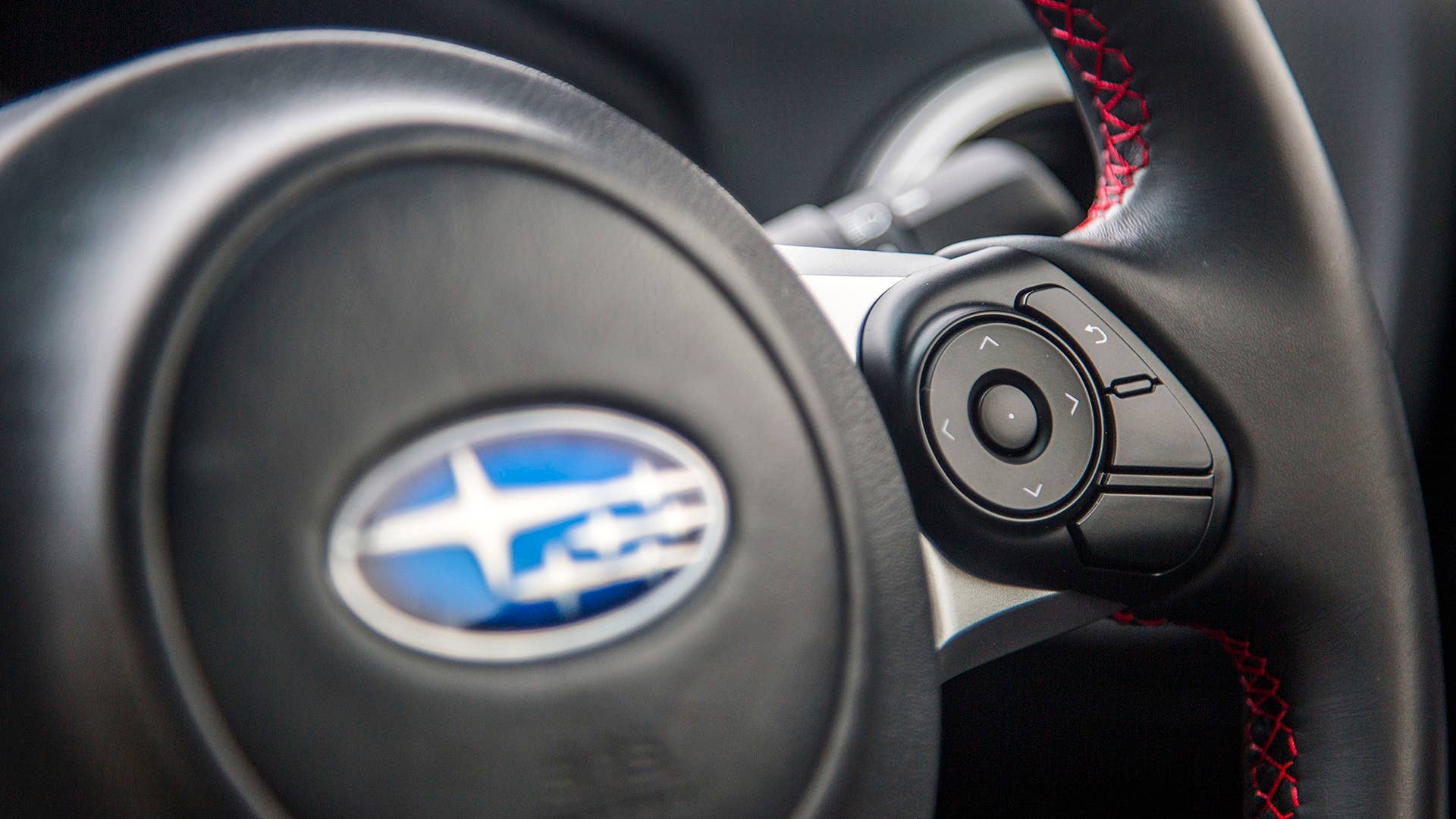 2017 Subaru BRZ steering wheel controls