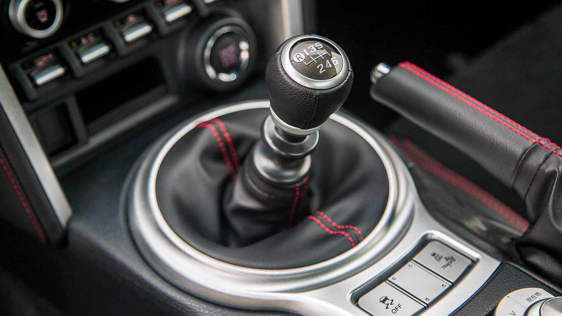 2017 Subaru BRZ shifter