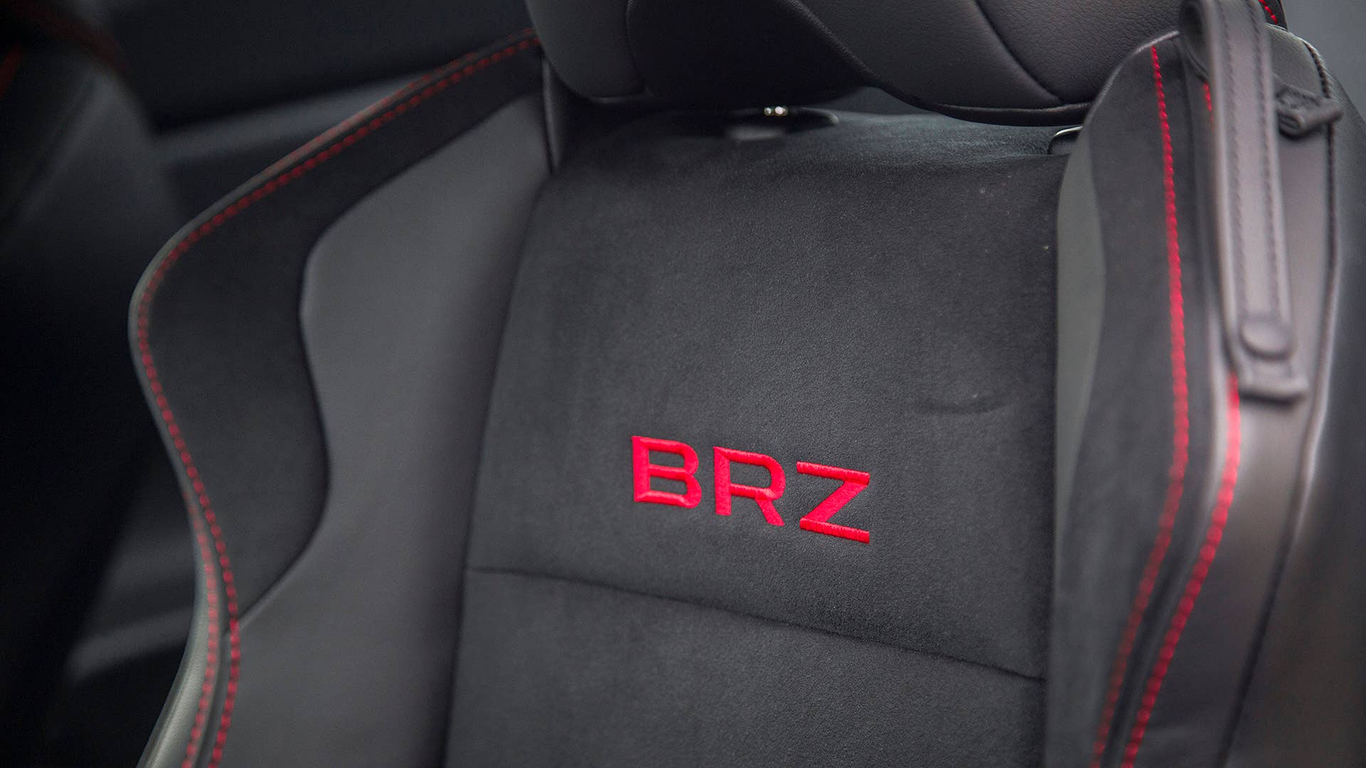 2017 Subaru BRZ seat detail