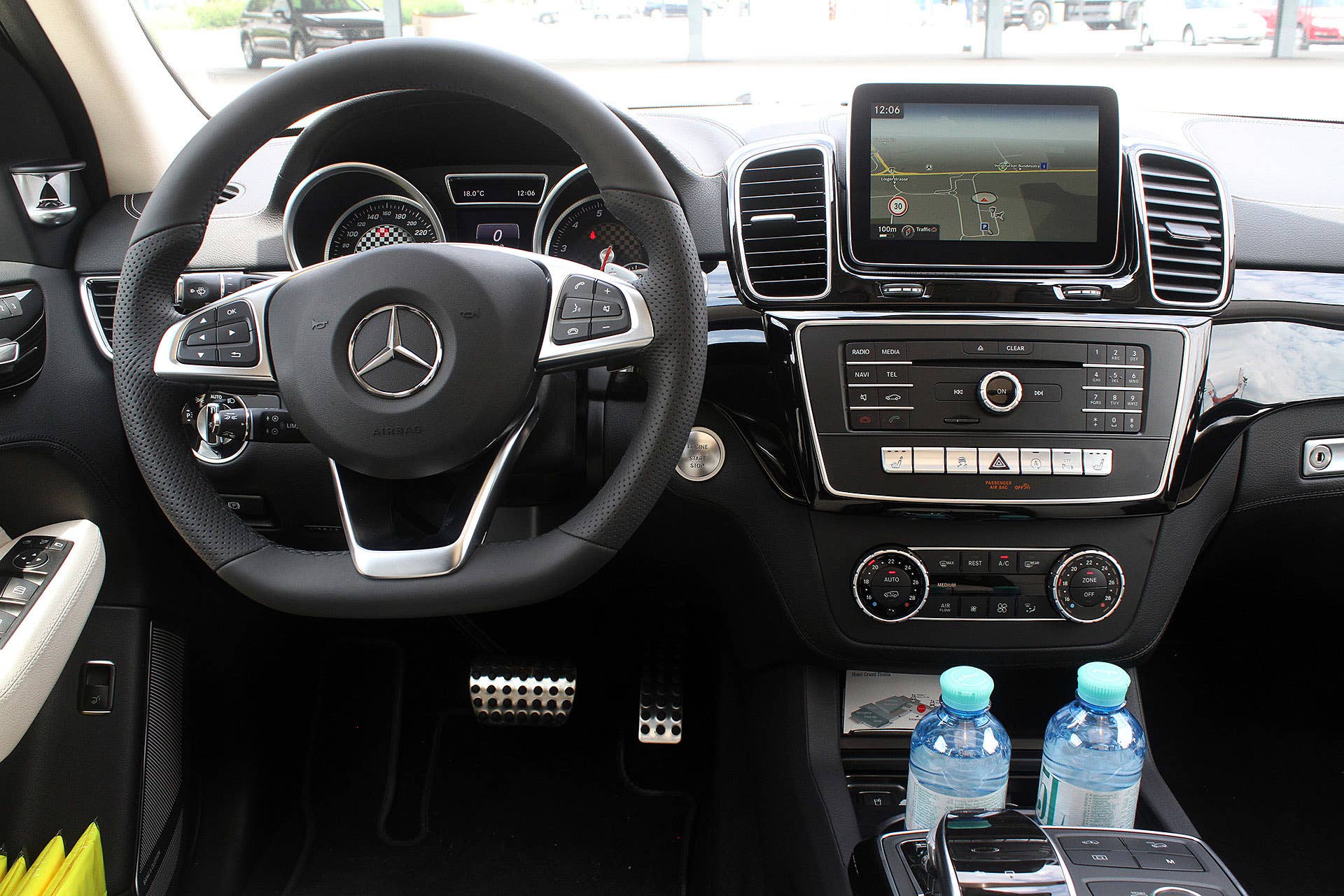 2016 Mercedes-Benz GLE interior