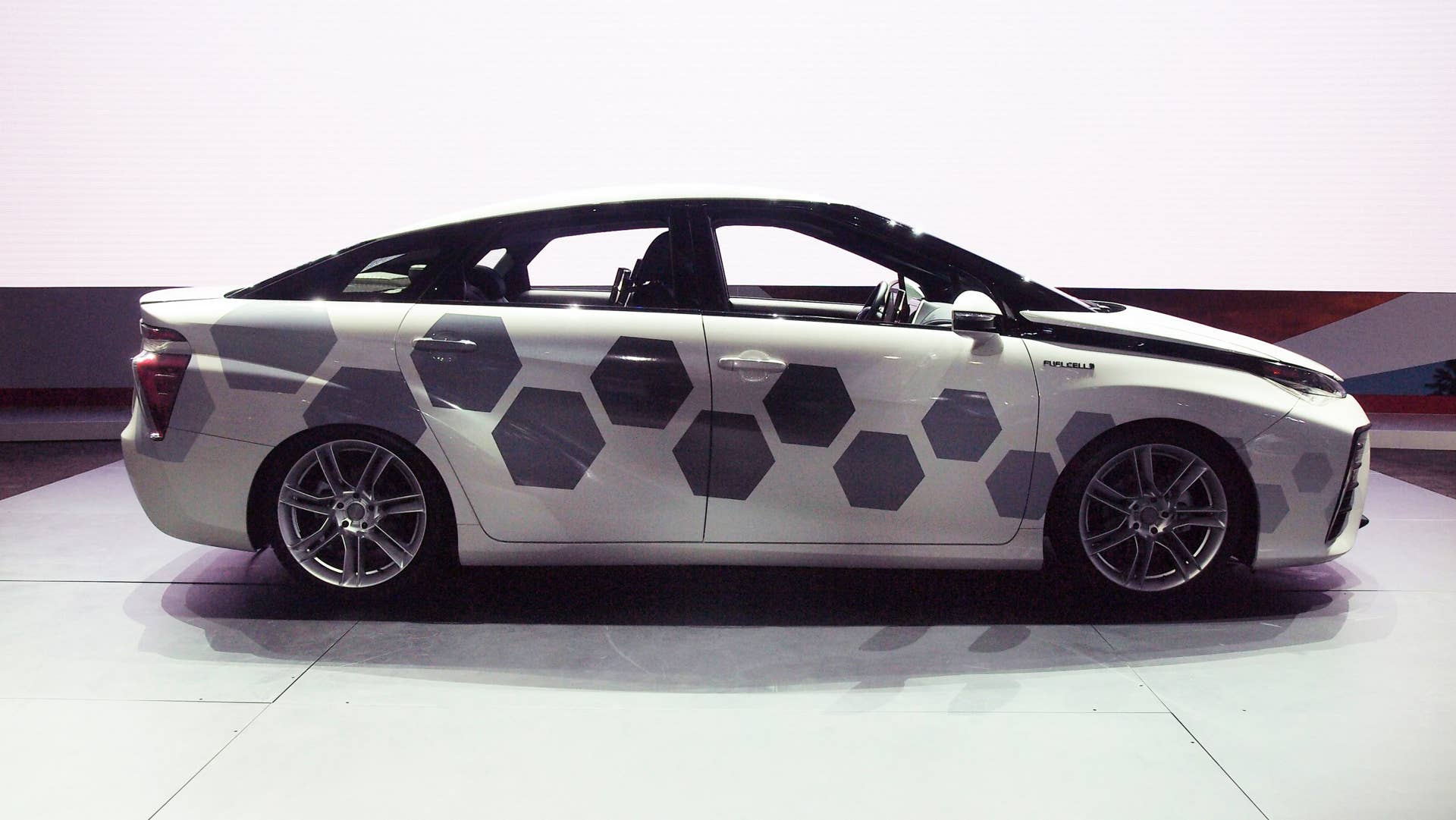 Toyota Mirai Kymeta Research Vehicle 001