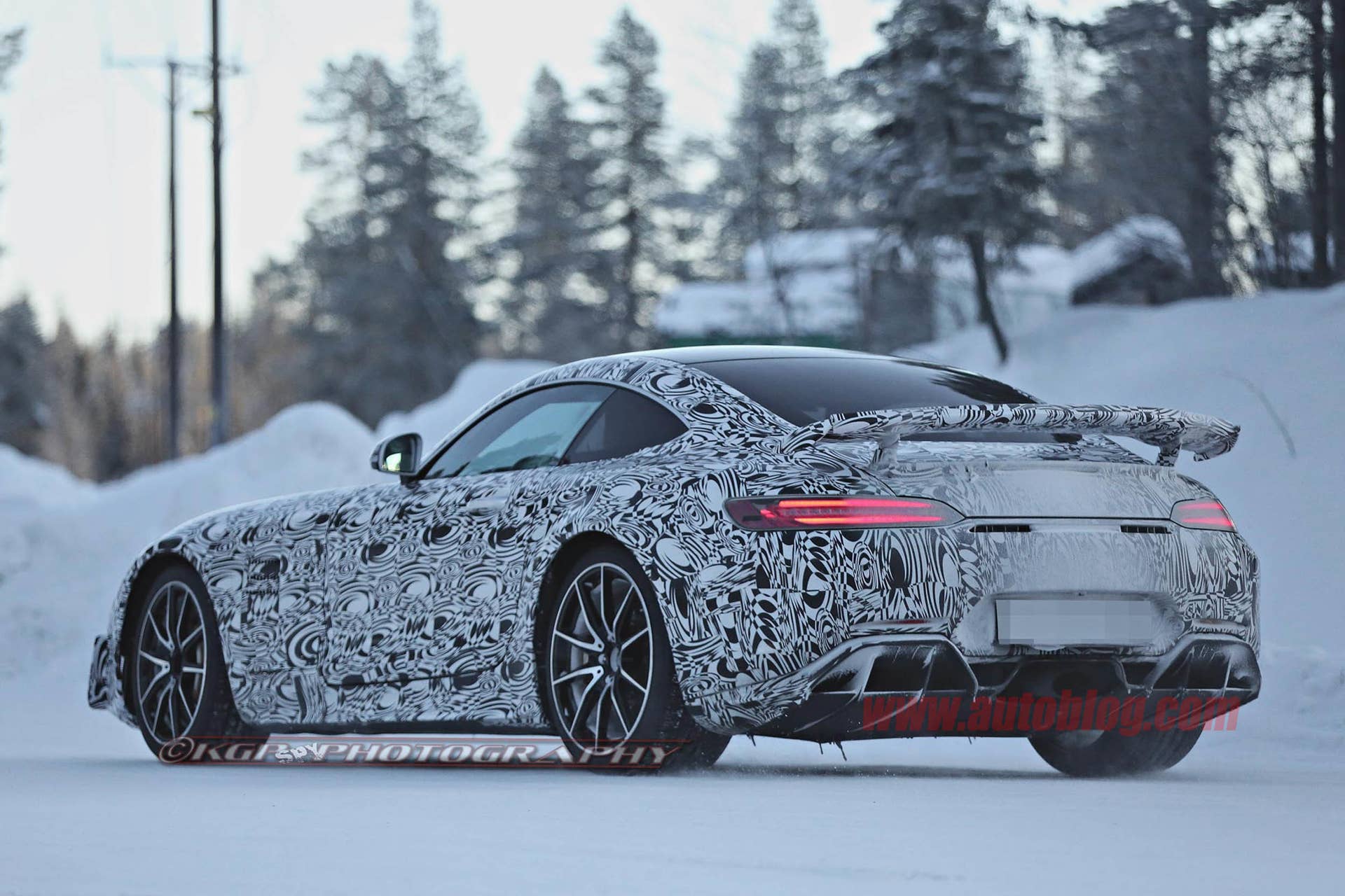 Mercedes-AMG GT R rear 3/4