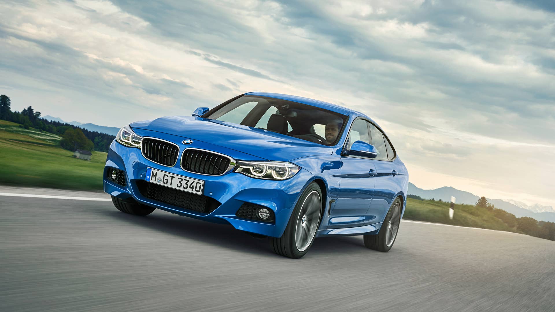 2017 BMW 3 Series Gran Turismo M Sport front 3/4