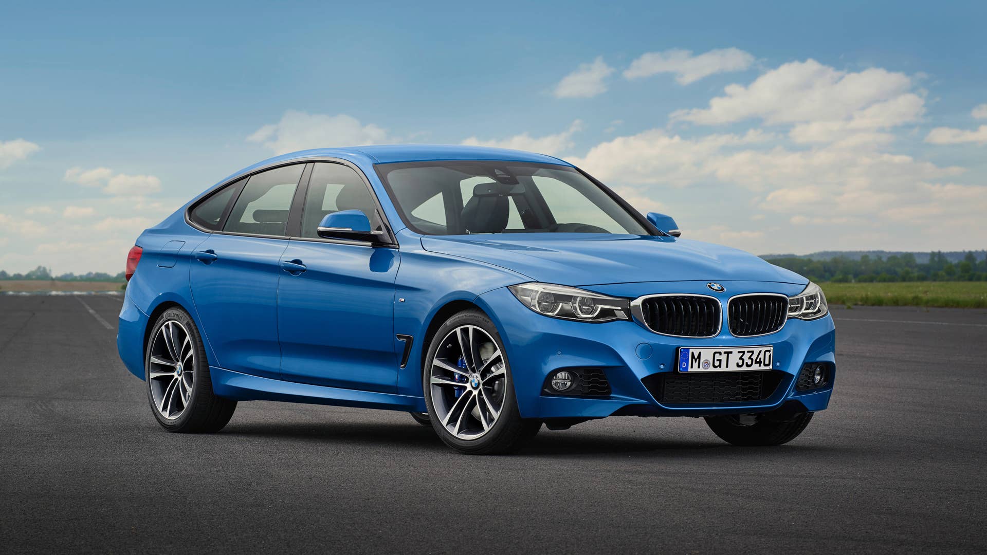 2017 BMW 3 Series Gran Turismo M Sport static front 3/4