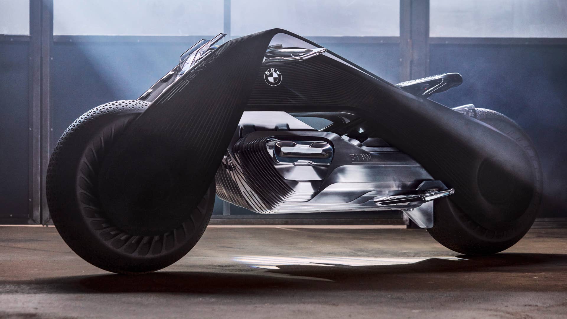 BMW Motorrad Next 100 profile 2