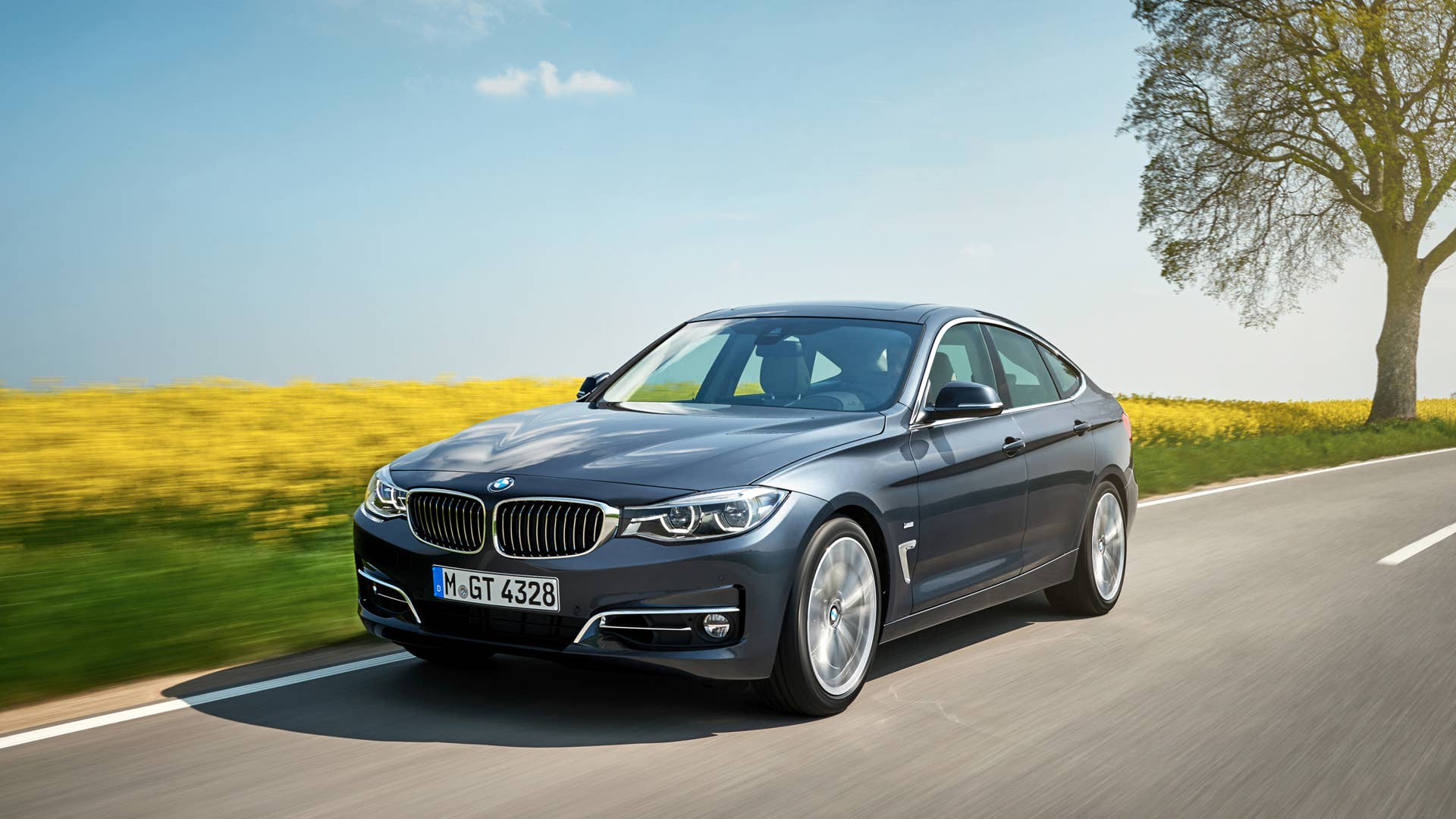 2017 BMW 3 Series Gran Turismo Luxury  front 3/4 moving