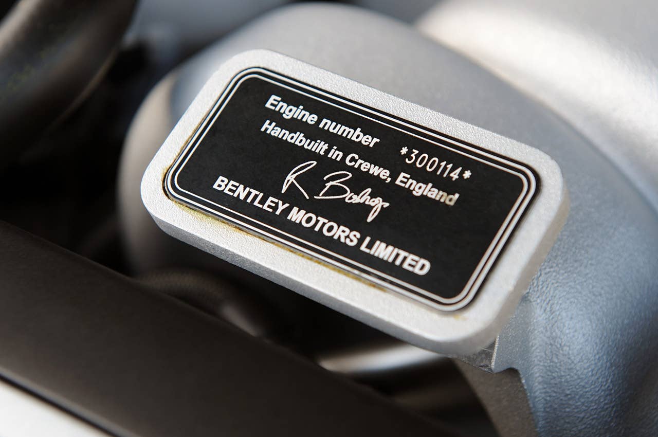 2011 Bentley Mulsanne engine plaque