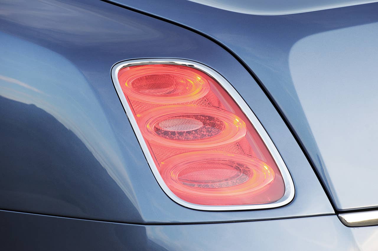2011 Bentley Mulsanne taillight
