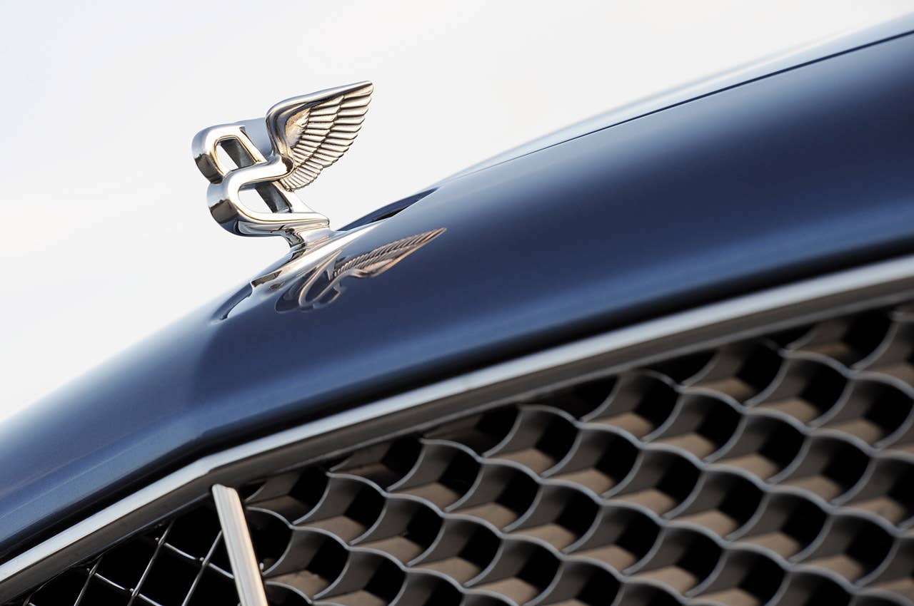 2011 Bentley Mulsanne hood ornament