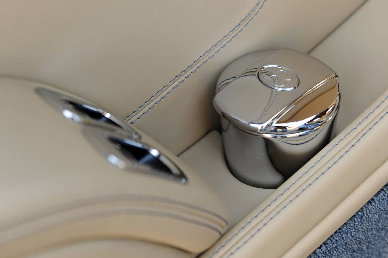 2011 Bentley Mulsanne rear seat ash tray