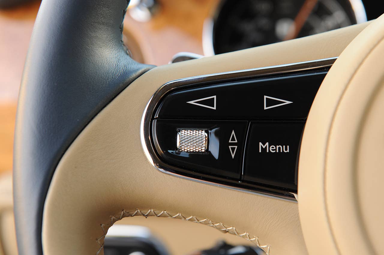 2011 Bentley Mulsanne steering wheel controls