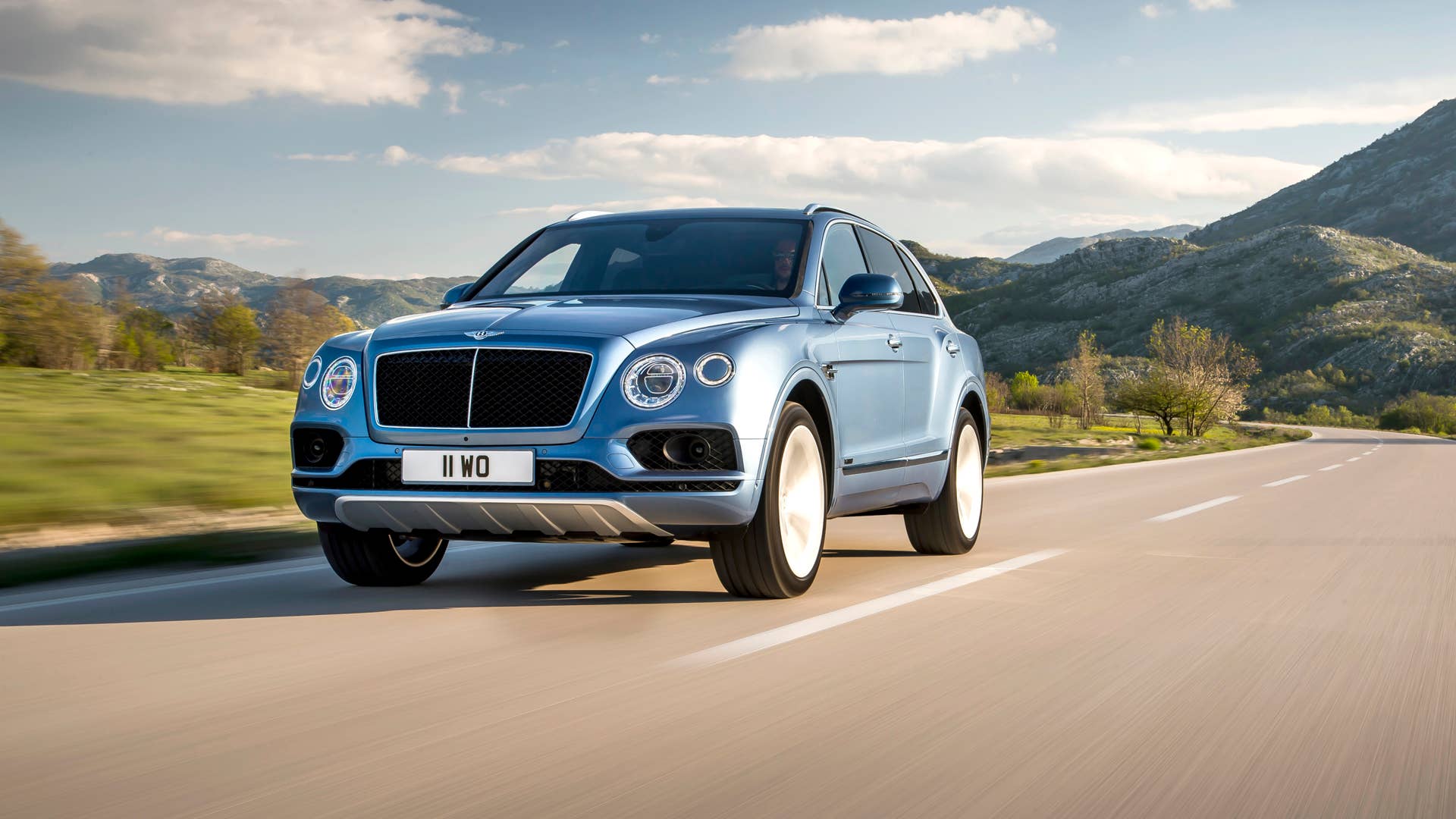 2018 Bentley Bentayga Diesel Front Exterior