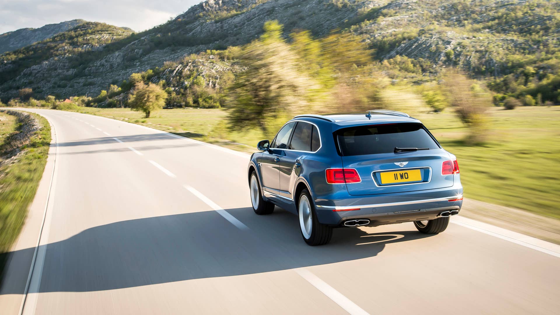 2018 Bentley Bentayga Diesel Rear End Exterior