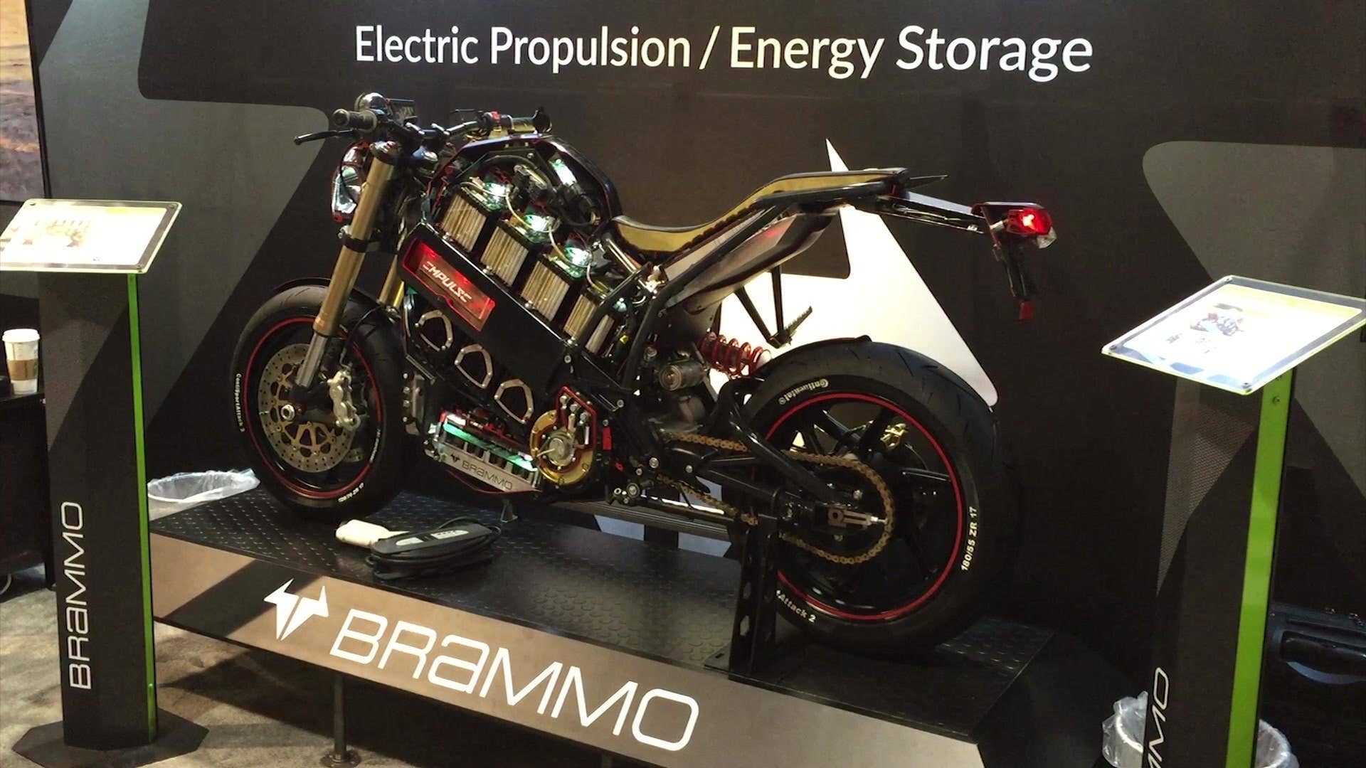 AutoblogGreen Editor Sebastian Blanco visits the 2015 Battery Show and catches up with former AutoblogGreen writer Sam Abuelsamid (and current Senior Research Analyst at Navigant) to see what's new with battery technology.
