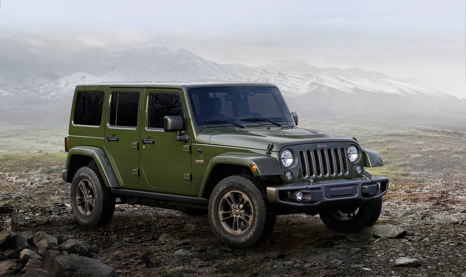 2016 Jeep Wrangler 75th Anniversary Edition front 3/4