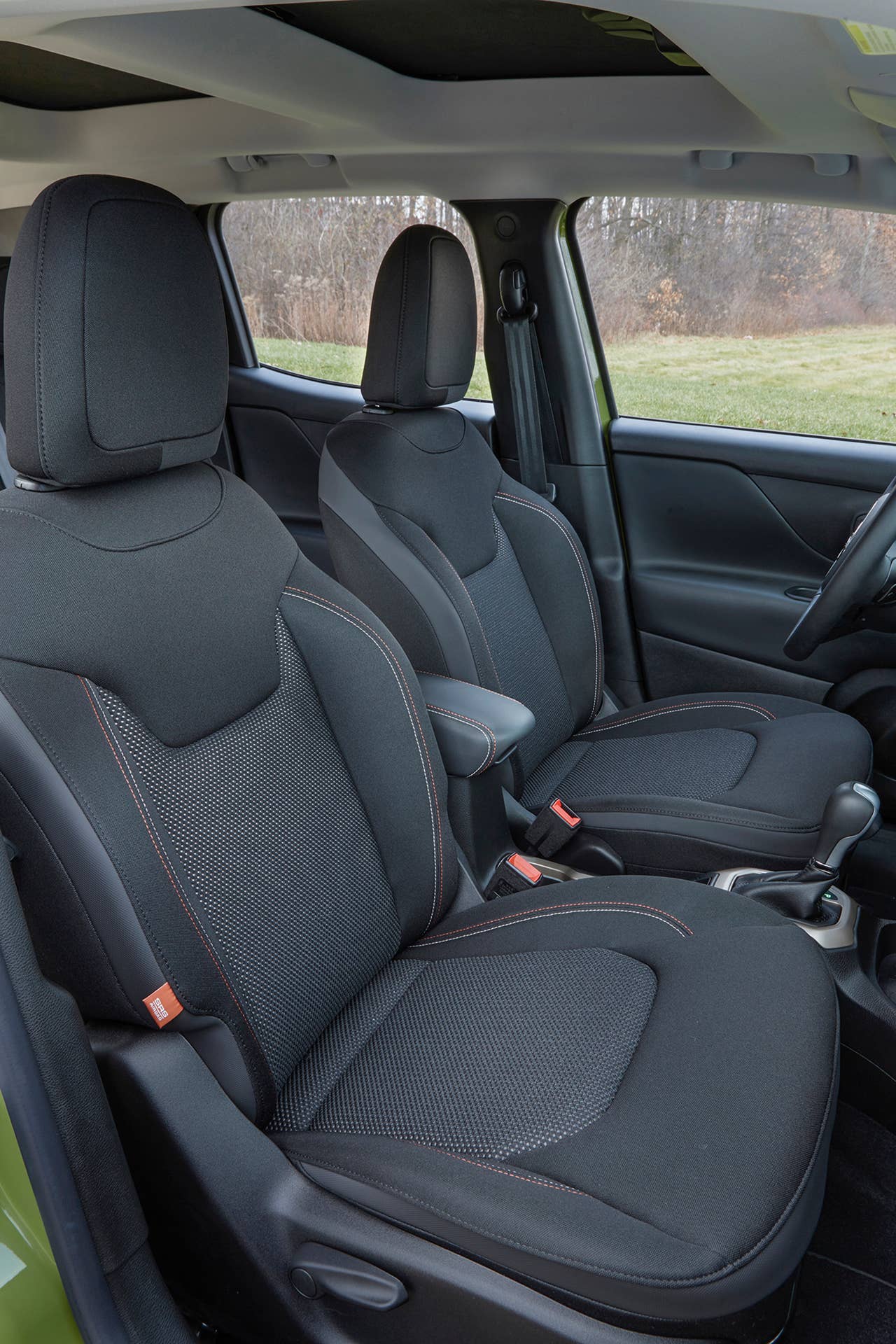 2016 Jeep Renegade 75th Anniversary Edition seats