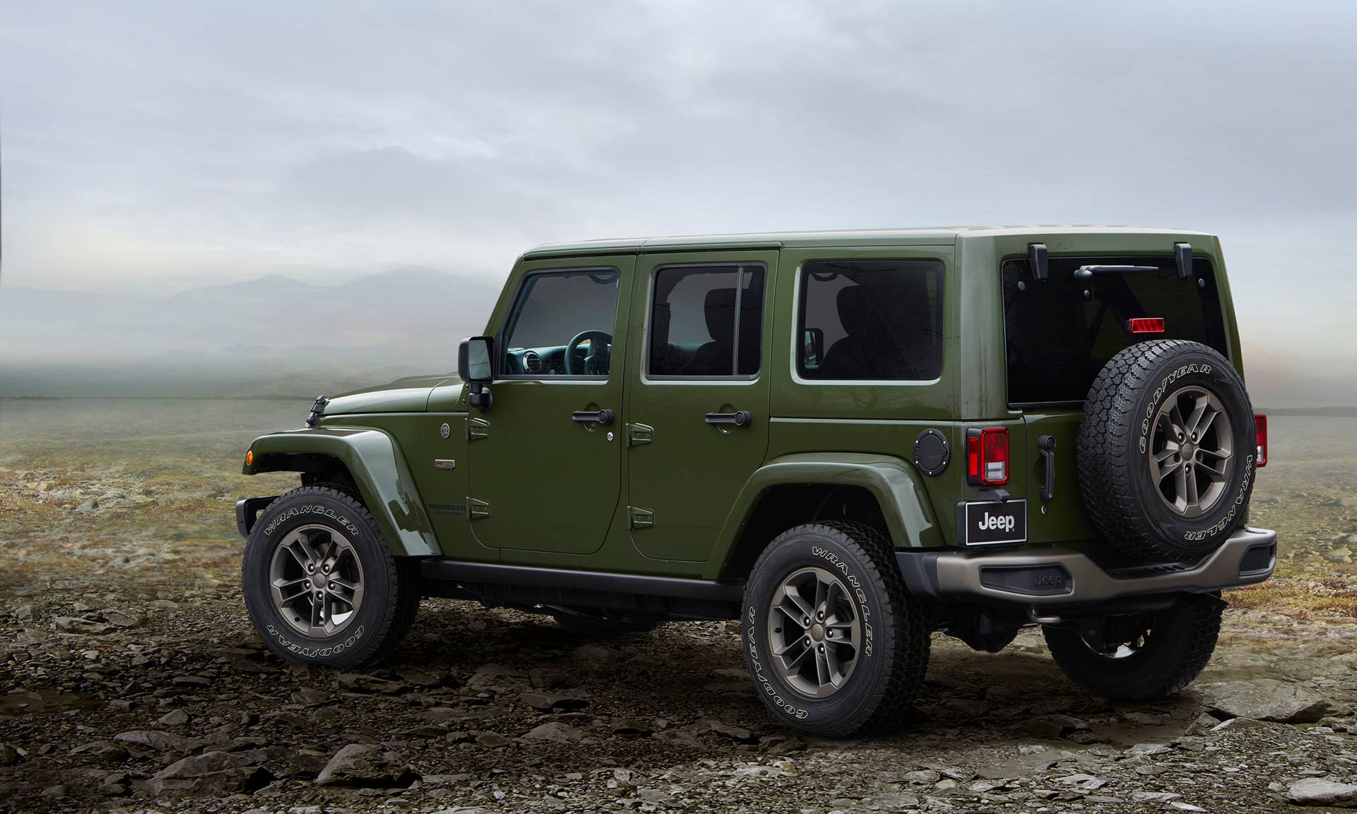 2016 Jeep Wrangler Unlimited 75th Anniversary Edition rear 3/4