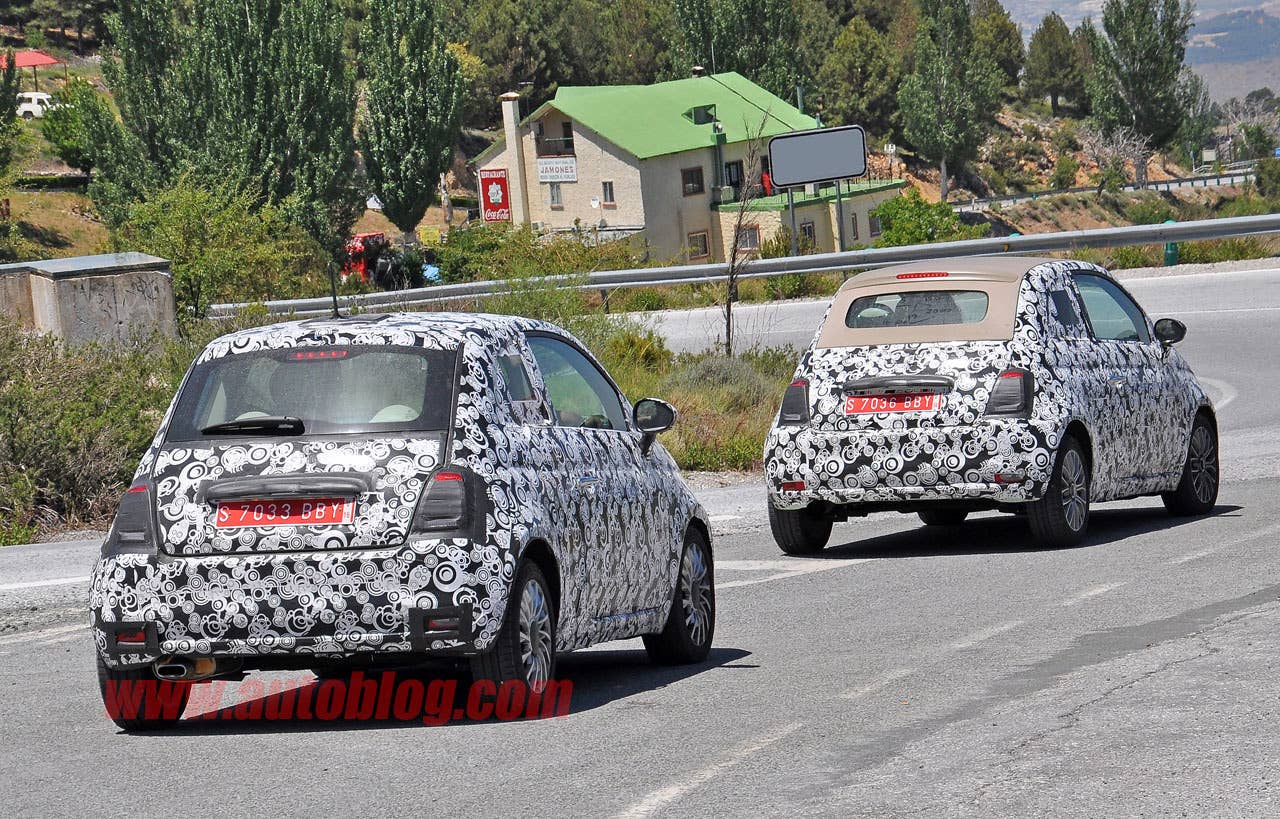 camouflaged fiat 500 and 500c rear three quarters spy shots
