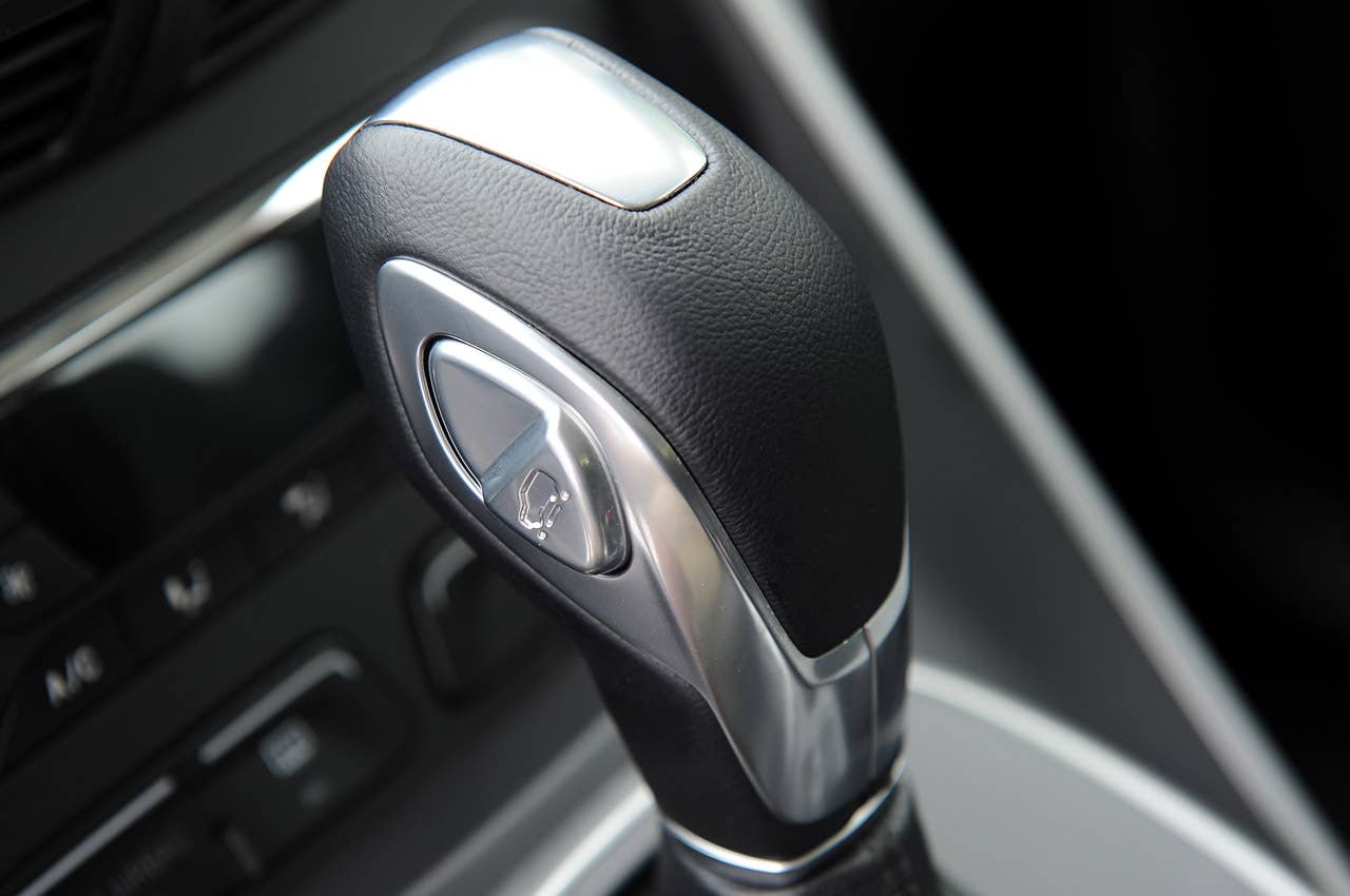 2013 Ford C-Max Hybrid shifter