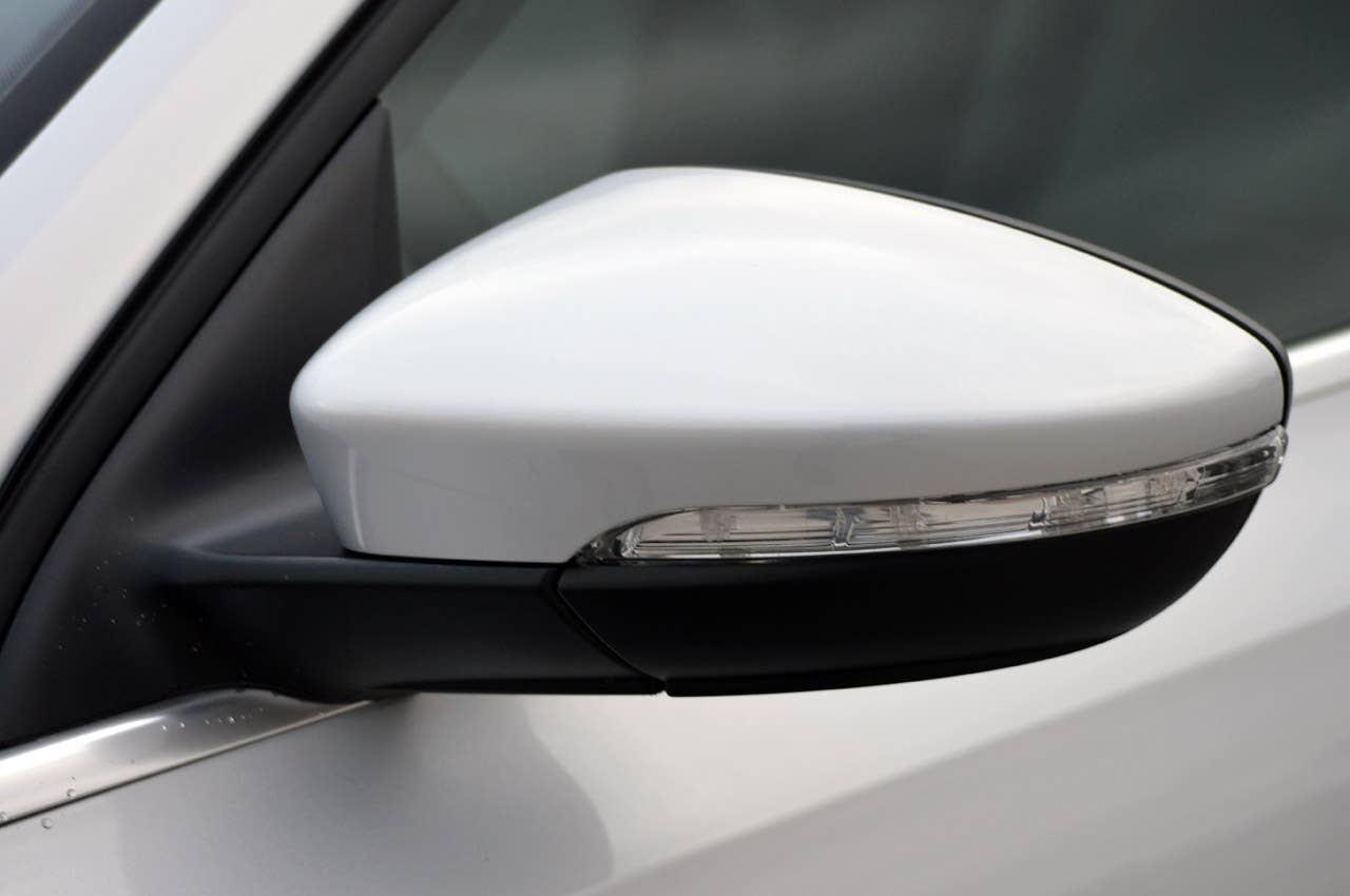 2013 Volkswagen Jetta Hybrid side mirror