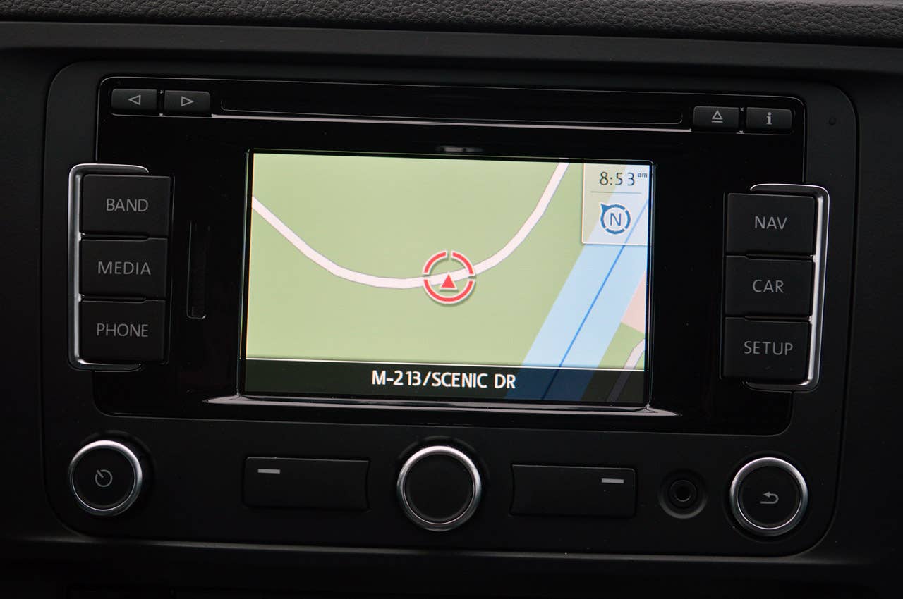 2013 Volkswagen Jetta Hybrid navigation system