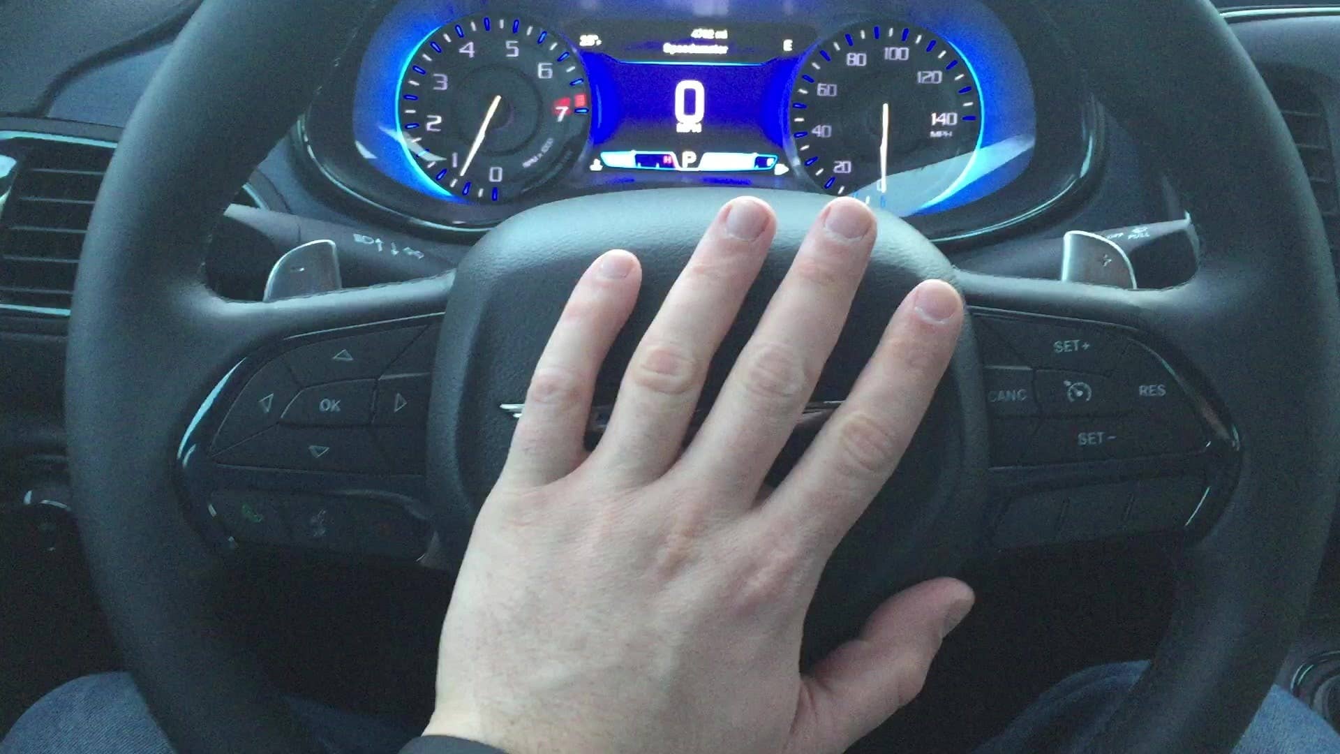 We sample the horn on the 2015 Chrysler 200S.