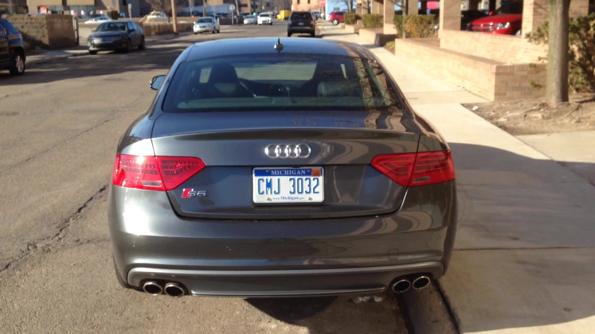 Greg Migliore shows how to use your key fob to crack open the trunk of a 2015 Audi S5.