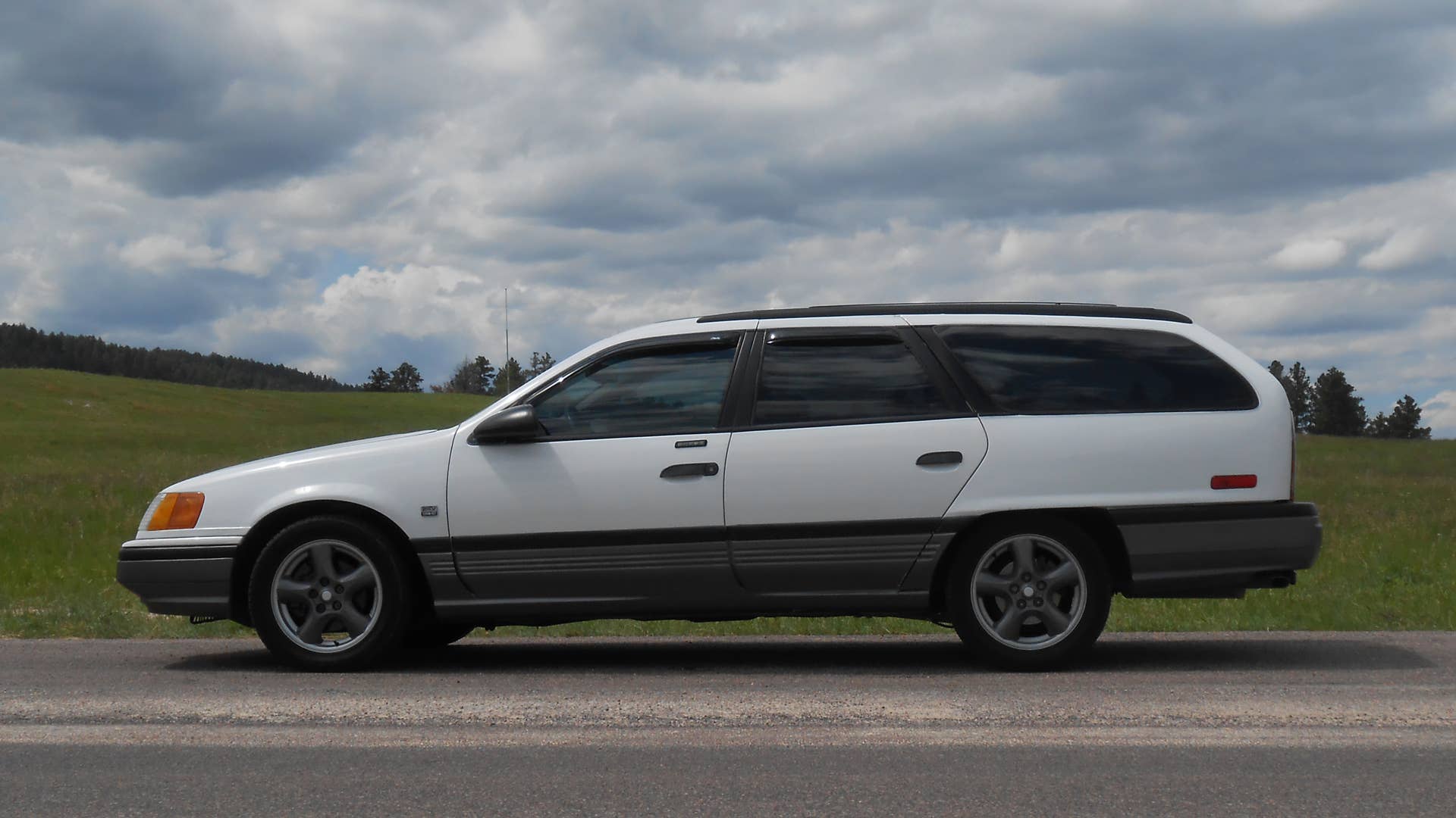 1987 Mercury Sable SHO wagon side profile