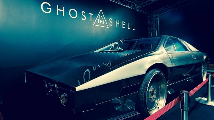 ghost-in-the-shell-batou-car