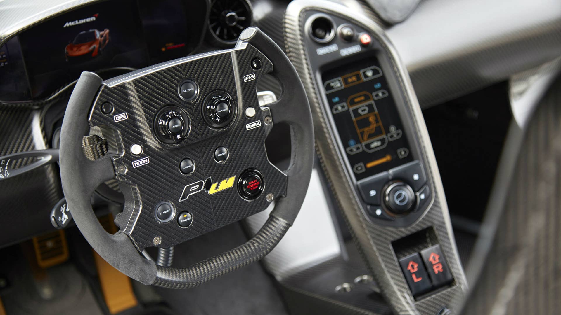 McLaren P1 LM by Lanzante interior