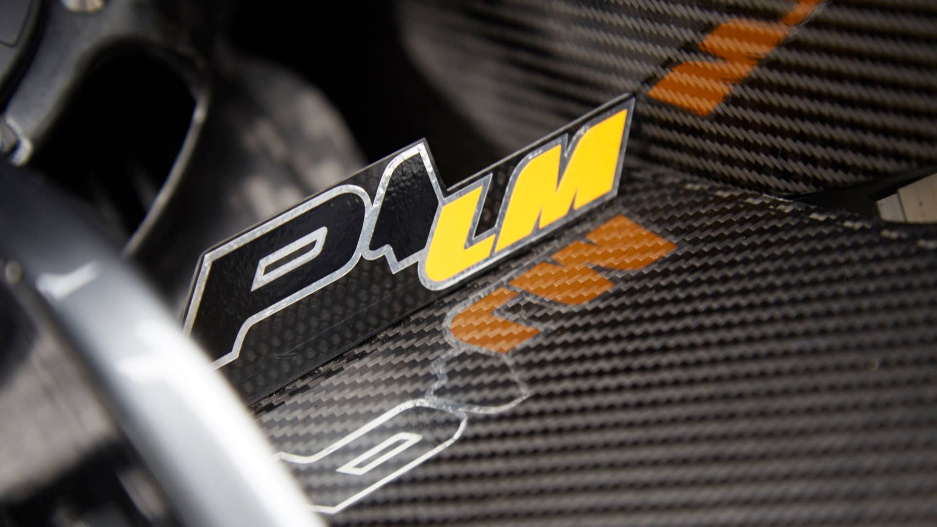 P1 LM nameplate