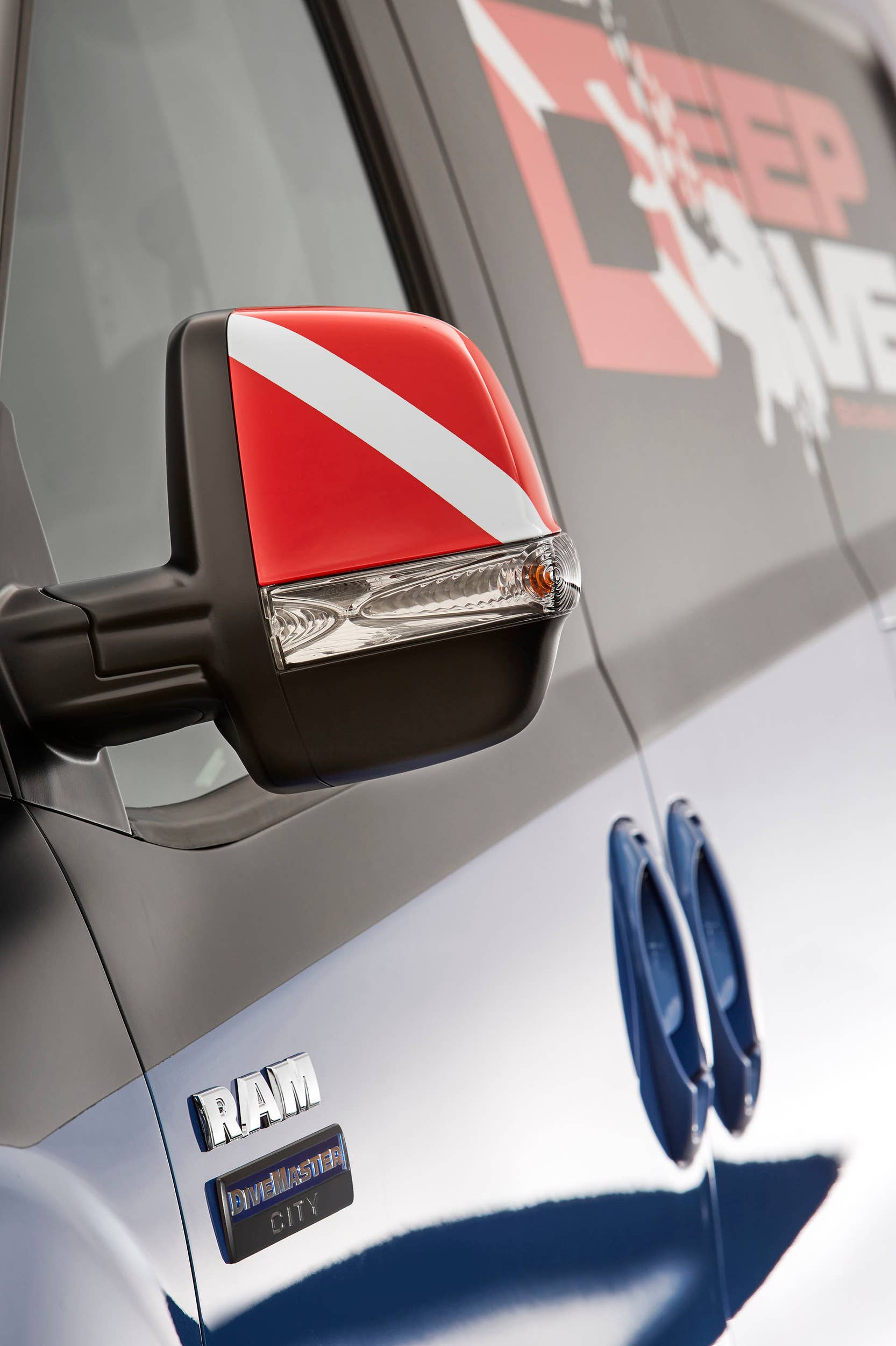 ram promaster city divemaster mirror