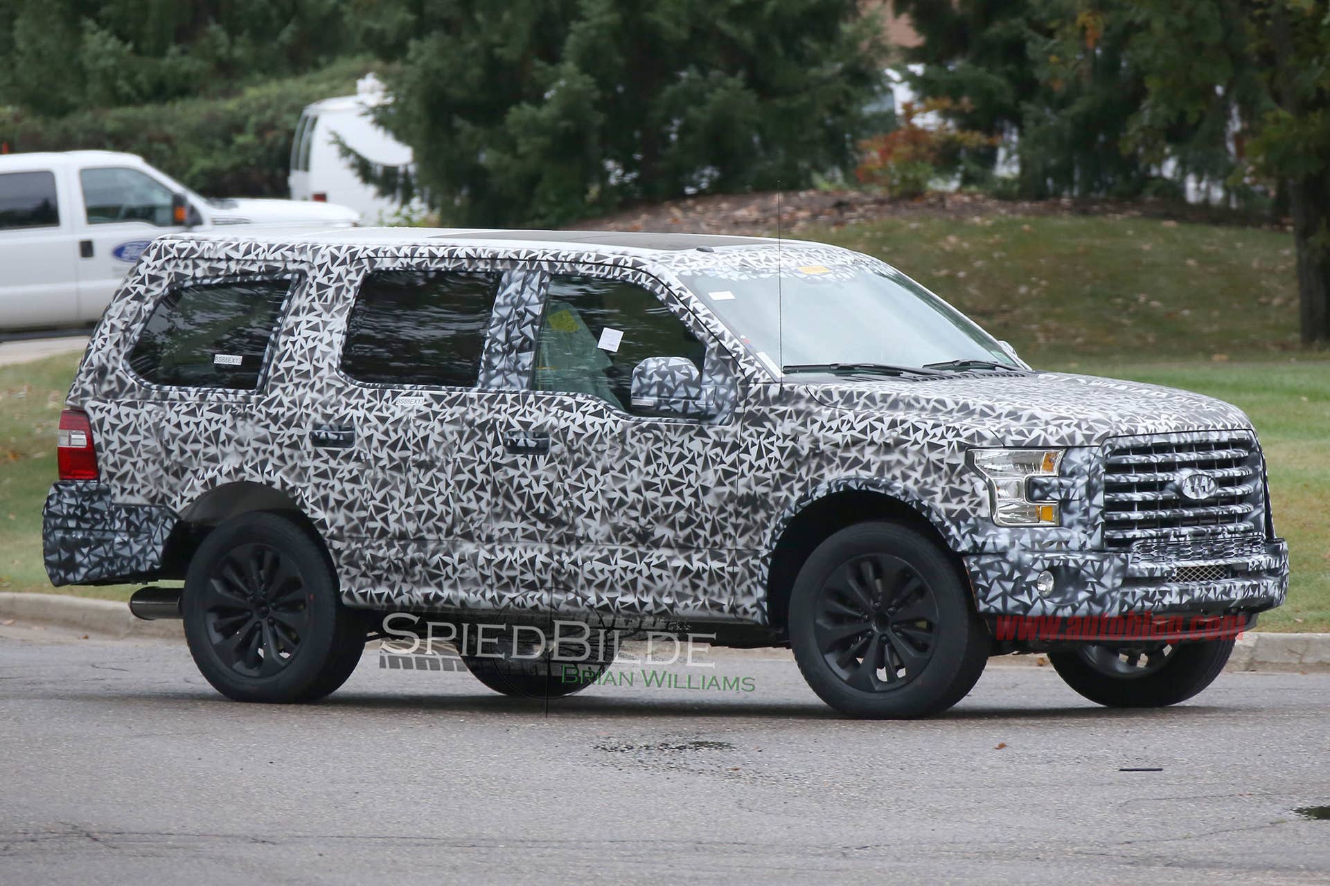 Ford Expedition prototype front 3/4
