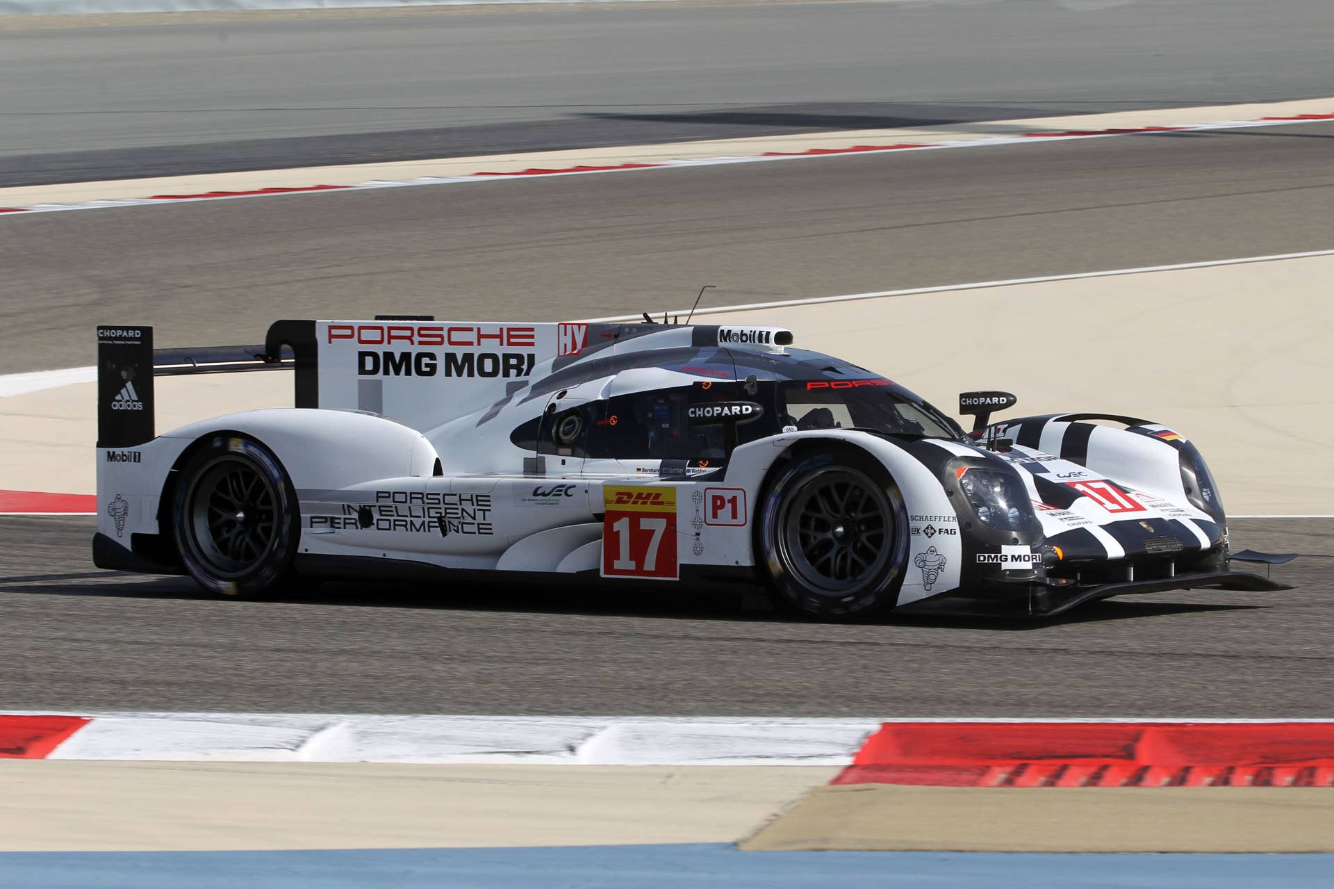 rookie test Porsche 919 Hybrid Bahrain