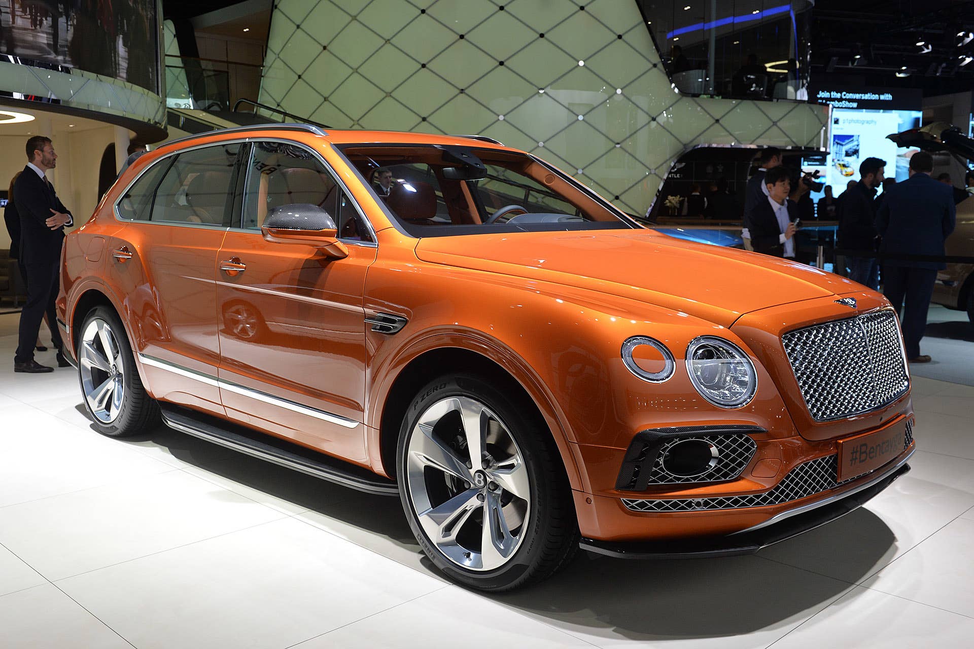 The Bentley Bentayga, unveiled at the 2015 Frankfurt Motor Show, front three-quarter view.