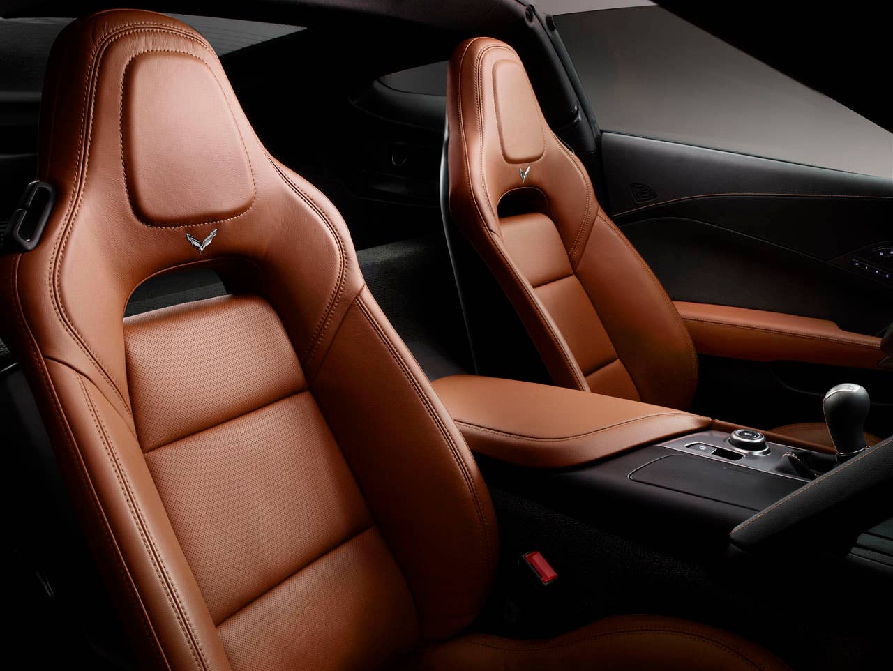 The all-new 2014 Chevrolet Corvette Stingray interior blends fine materials and craftsmanship with advanced technologies to deliver a more connected and more engaging driving experience.