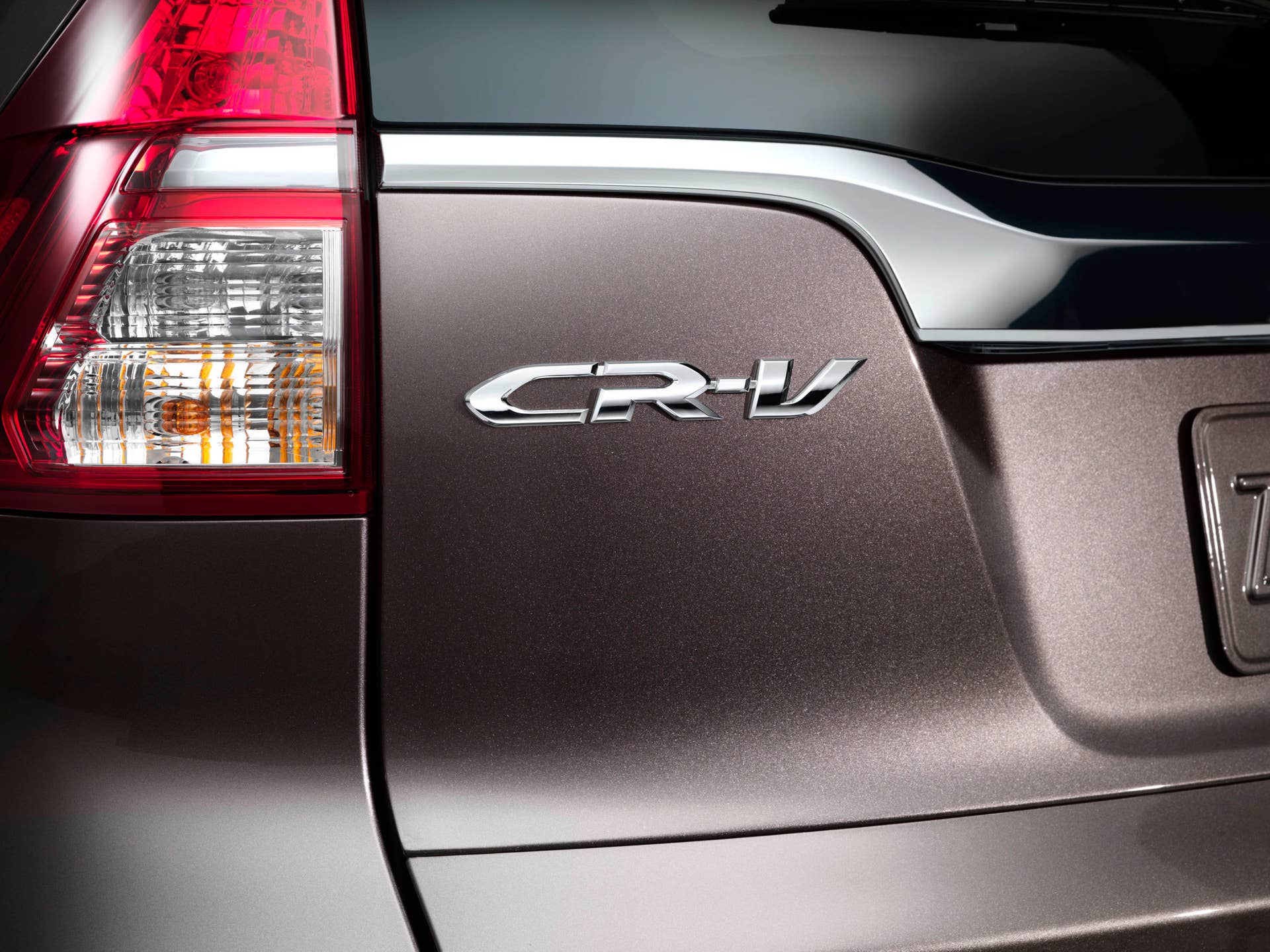 2016 Honda CR-V badge nameplate