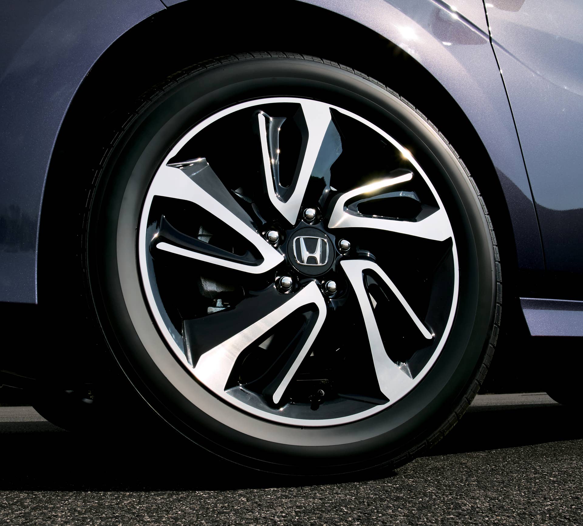 Honda Step WGN wheel