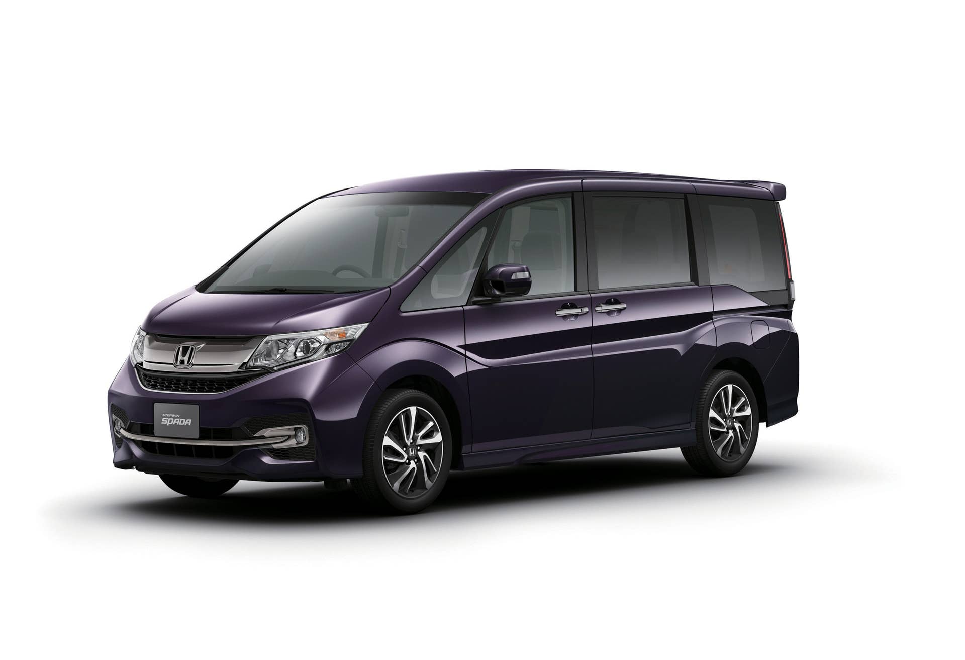 Honda Step WGN front 3/4 purple