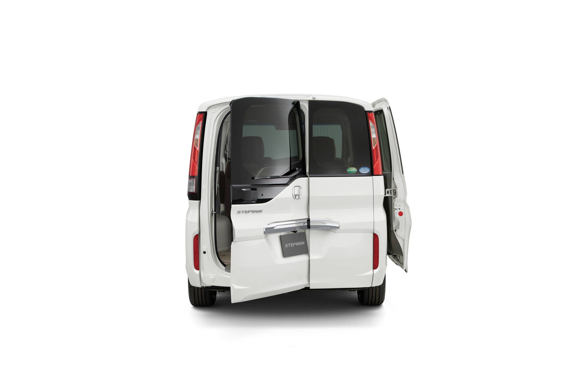 Honda Step WGN tailgate