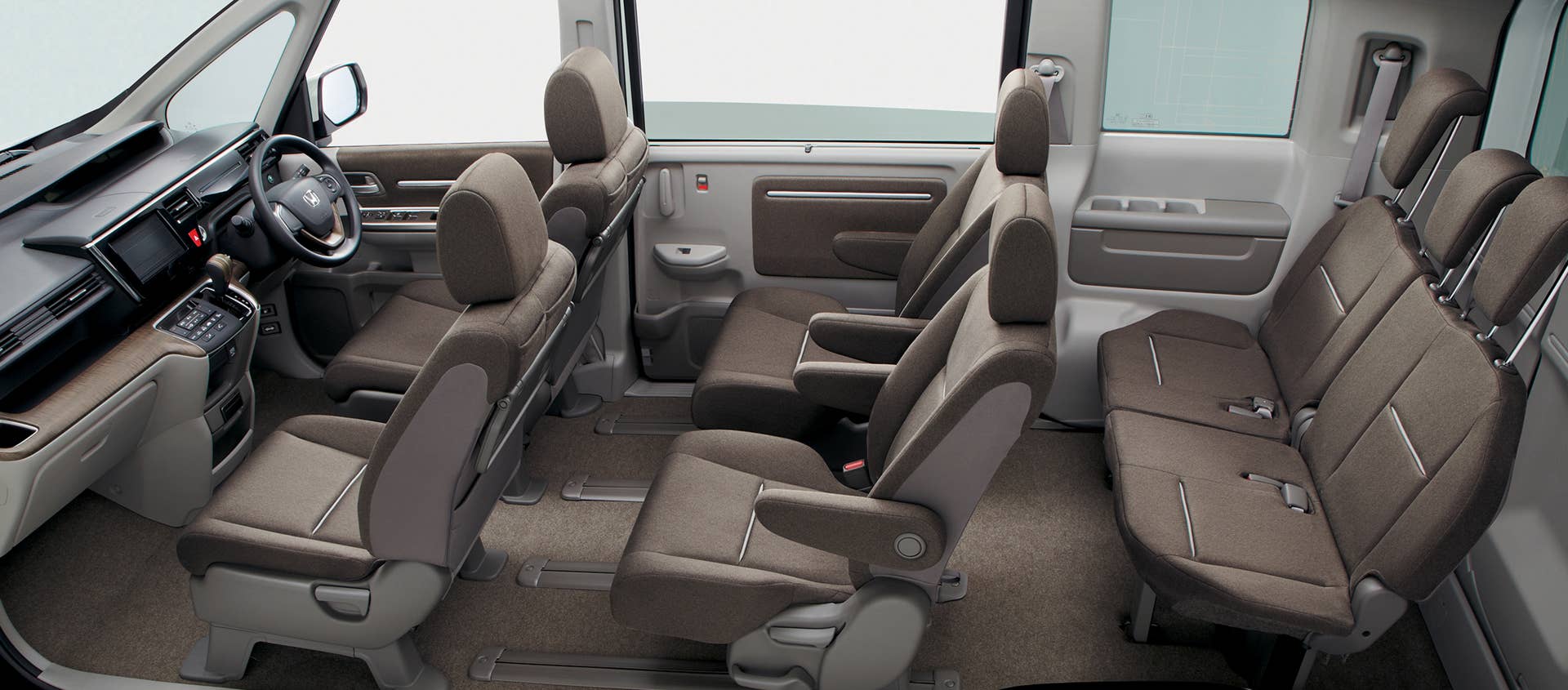 Honda Step WGN cabin