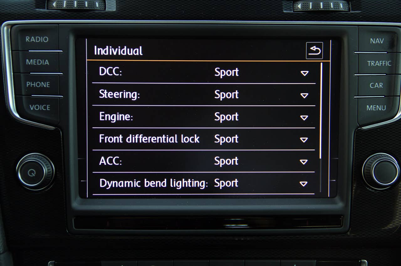 2015 Volkswagen GTI driving mode display